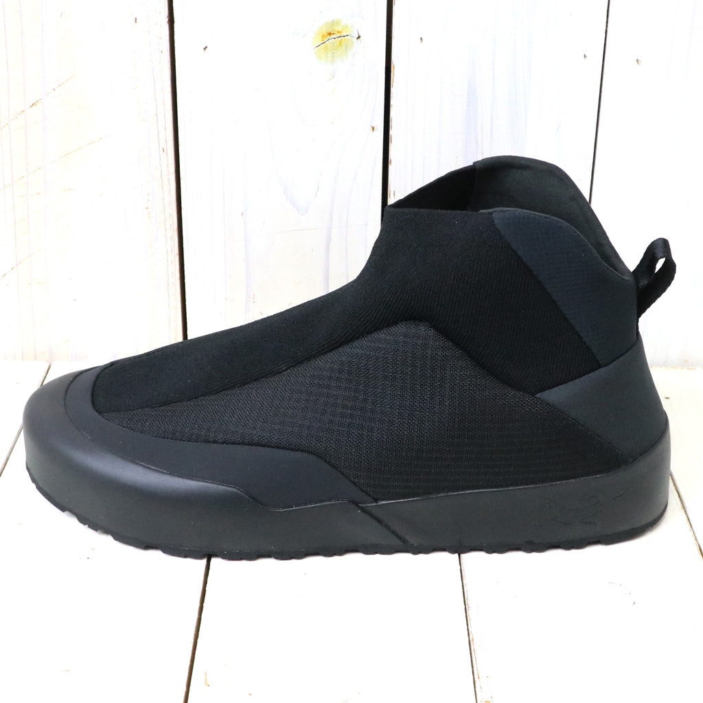ARC'TERYX : Kragg Insulated (Black/Black)