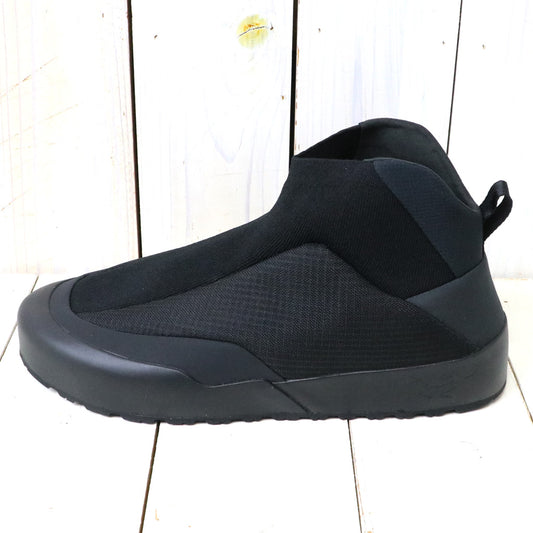 ARC'TERYX : Kragg Insulated (Black/Black)