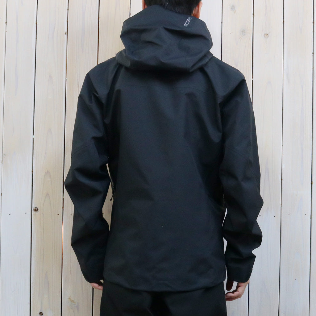 ARC'TERYX : Beta SV Jacket (Black)