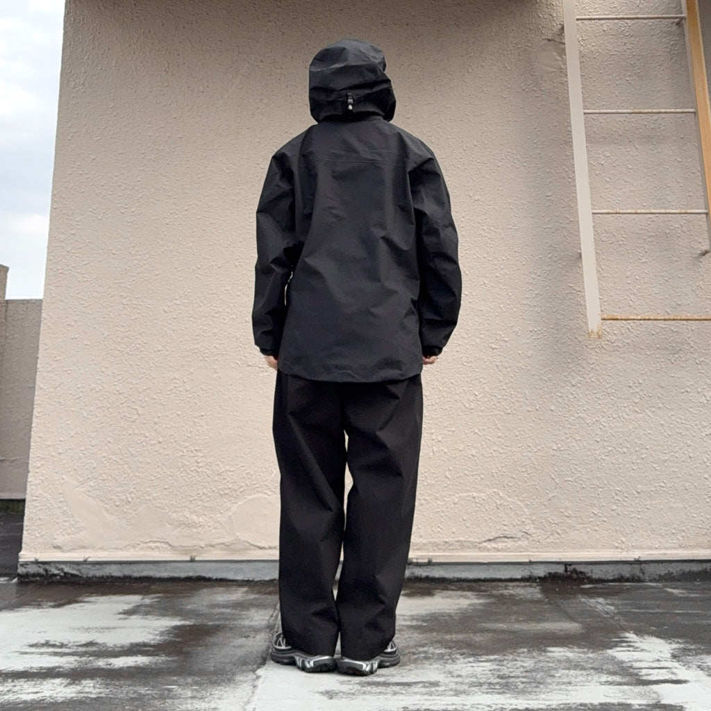 ARC'TERYX : Beta SV Jacket (Black)