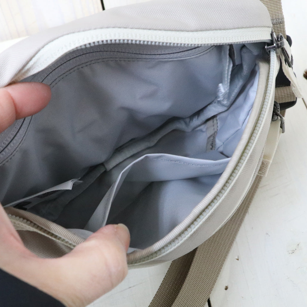 ARC'TERYX : Mantis 1 Waist Pack (Rune/Sea Salt)