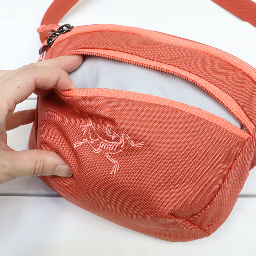 ARC'TERYX : Mantis 1 Waist Pack (Stone Red/Reef)