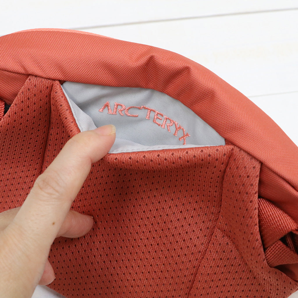 ARC'TERYX : Mantis 1 Waist Pack (Stone Red/Reef)