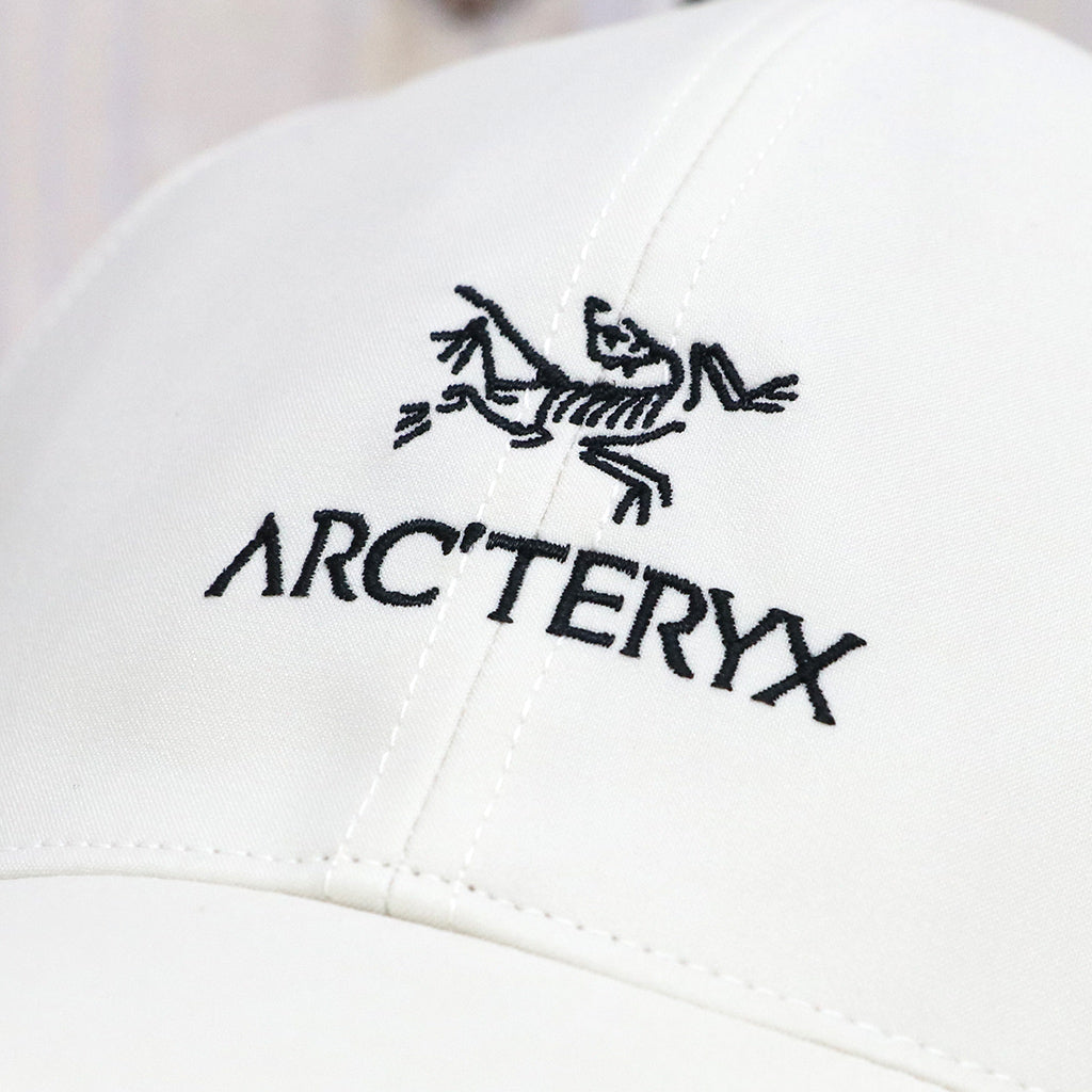 ARC'TERYX : Bird Word Cap (Sea Salt/Black)