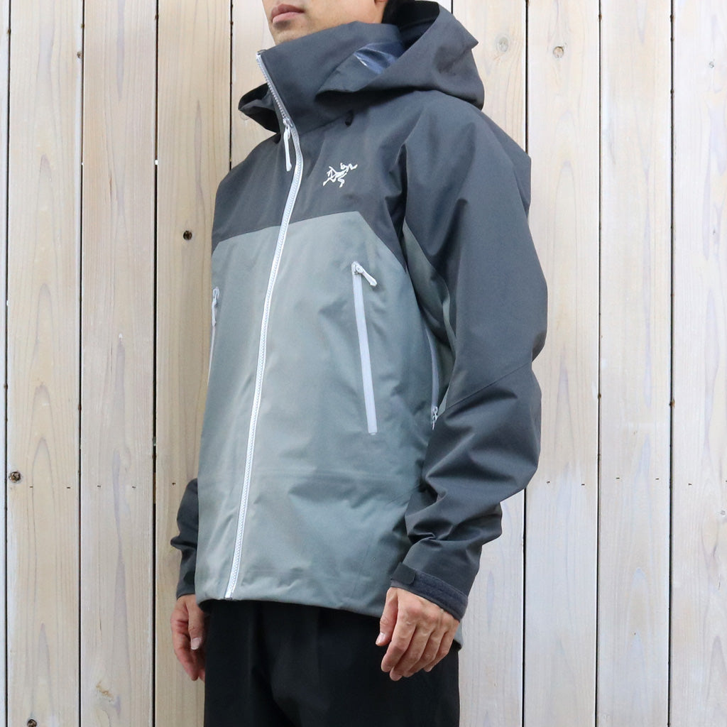 ARC'TERYX : Beta AR Jacket (Cloud/Void)
