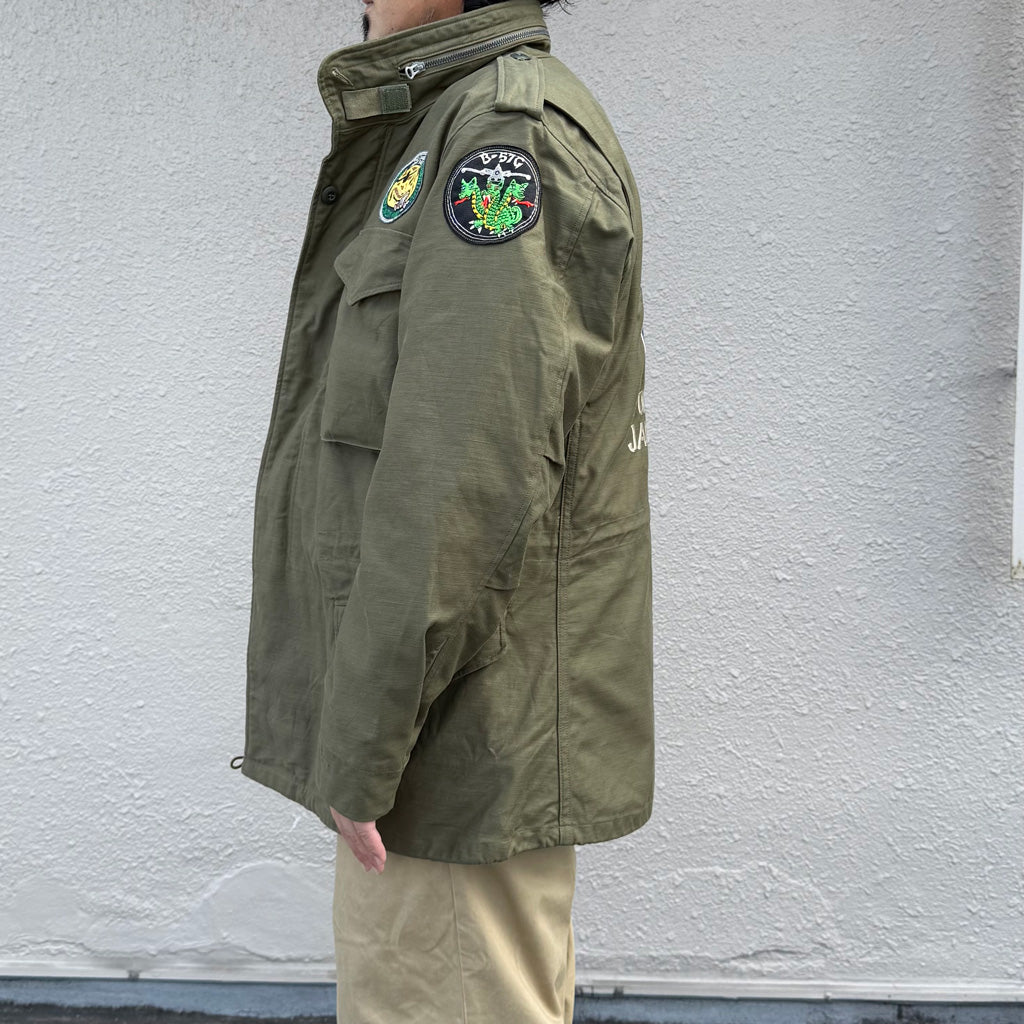 BUZZ RICKSON’S : COAT,MAN’S FIELD M-65 “BUZZ RICKSON MFG.CO.,INC.” 13th BOMB.SQ.”Grim Reapers”