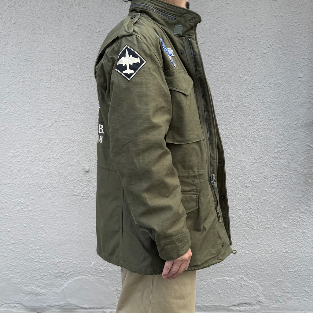 BUZZ RICKSON’S : COAT,MAN’S FIELD M-65 “BUZZ RICKSON MFG.CO.,INC.” 13th BOMB.SQ.”Grim Reapers”