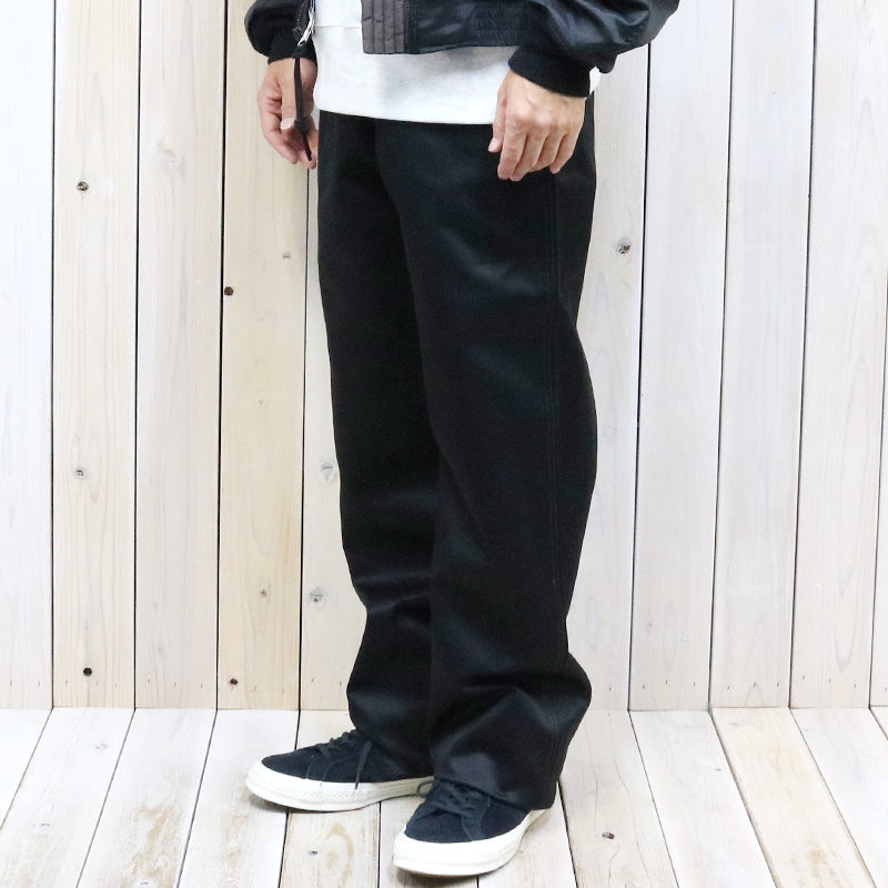 BUZZ RICKSON’S WILLOAM GIBSON COLLECTION : BLACK CHINO 1942 MODEL