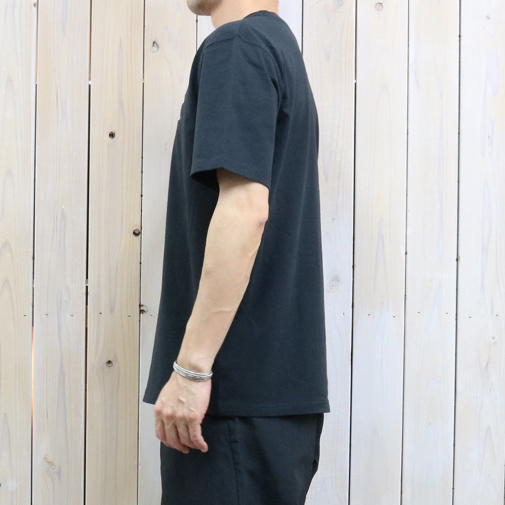 Barbour : PENSFORD OS T-SHIRT-Japan Exclusive (BLACK)