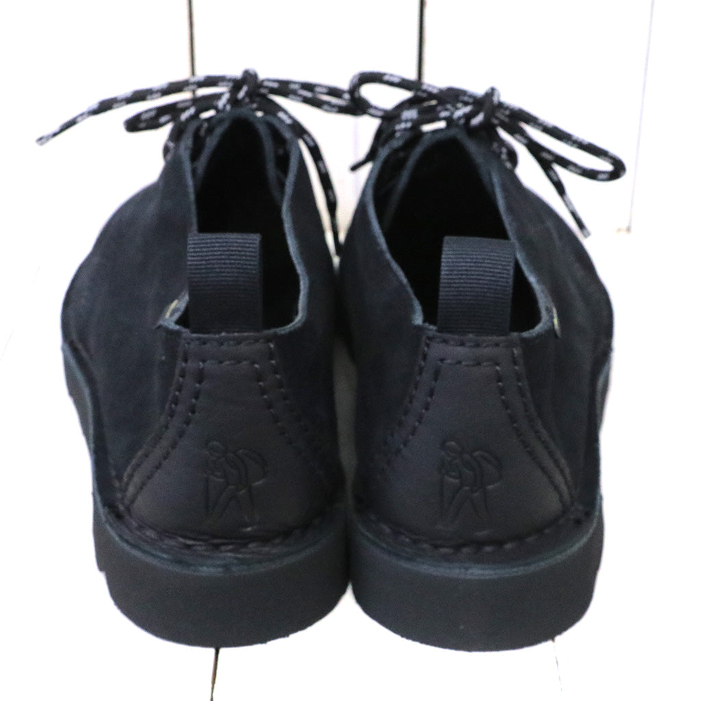 Clarks『Desert Trek GTX』(Black Suede)
