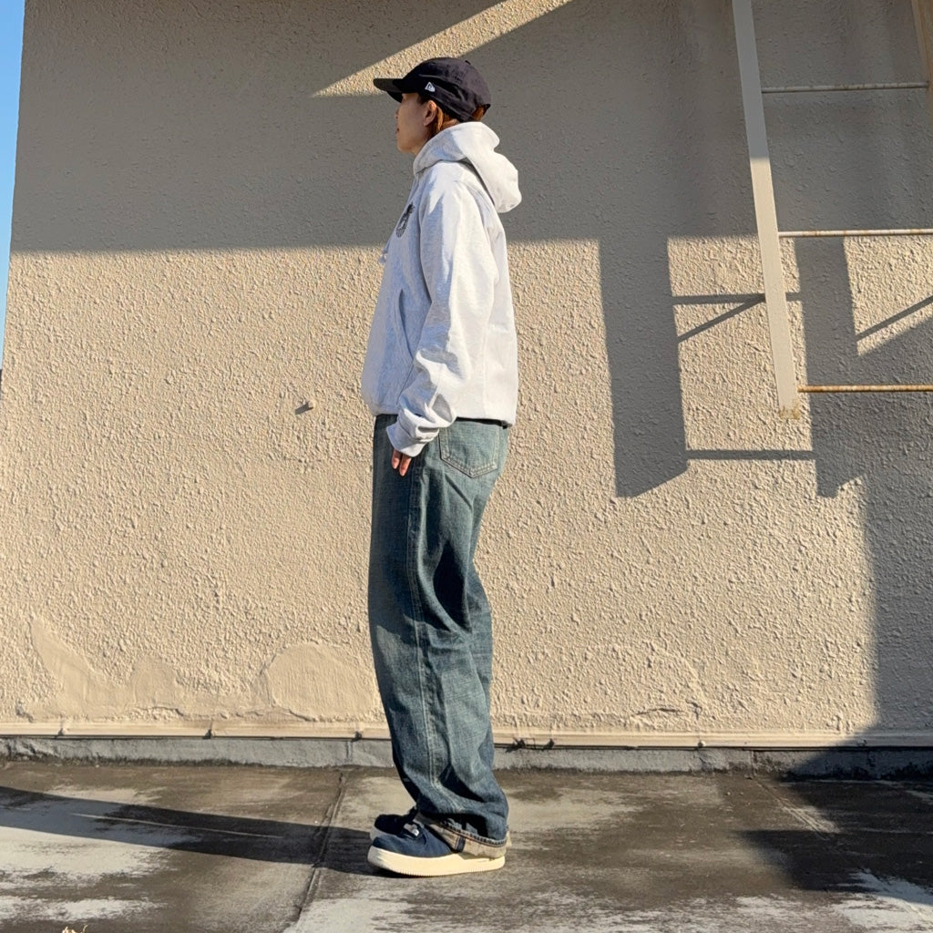 Champion : ARMY CREST CHAMPION REVERSE WEAVE HOOD (ASH GREY)