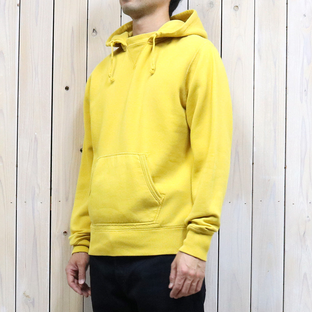Double RL : GARMENT-DYE FLEECE HOODIE (GOLD)