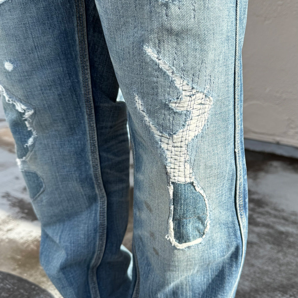 Double RL : STRAIGHT FIT BRAYTON  DISTRESSED JEANS