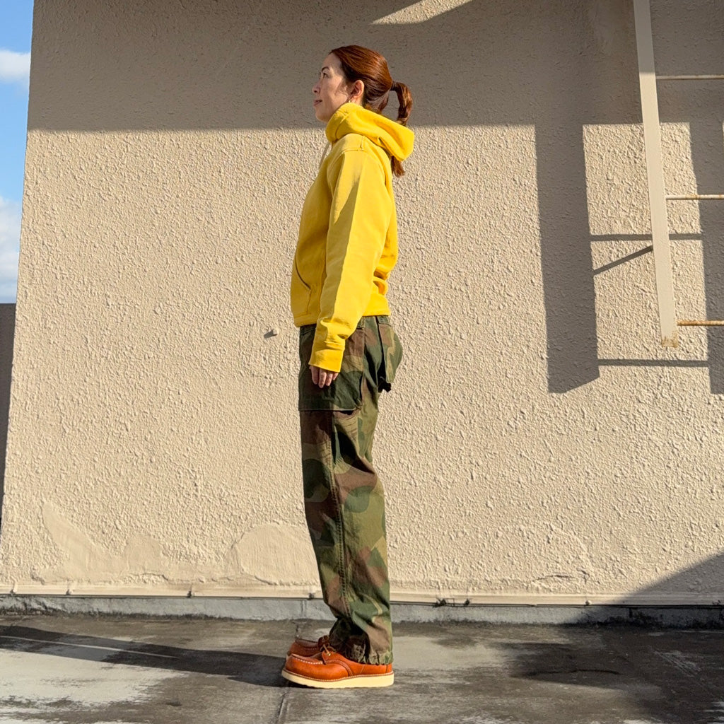 Double RL : GARMENT-DYE FLEECE HOODIE (CAMPUS YELLOW)