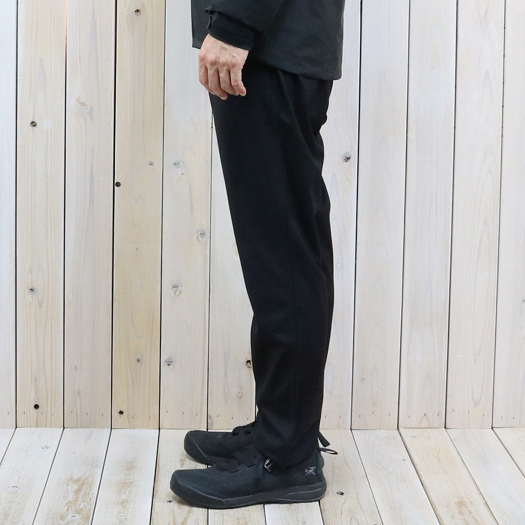 GRAMICCI『STRETCH GABARDINE SLACKS PANT』