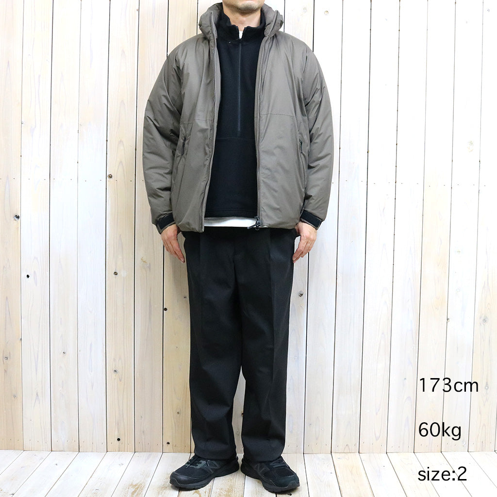 Goldwin『One Tuck Straight Pants』(ブラック)