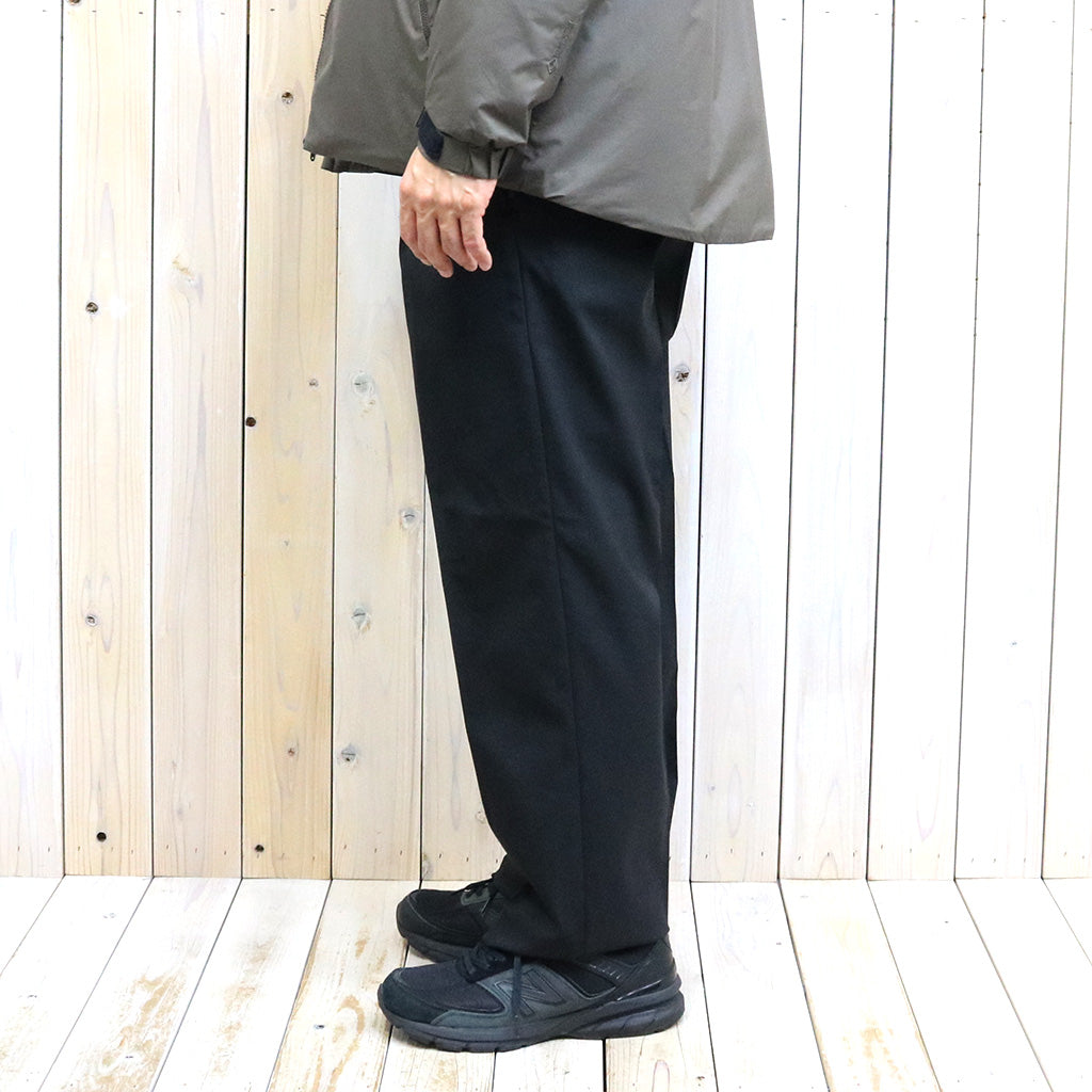Goldwin : One Tuck Straight Pants (ブラック) (GL75180)