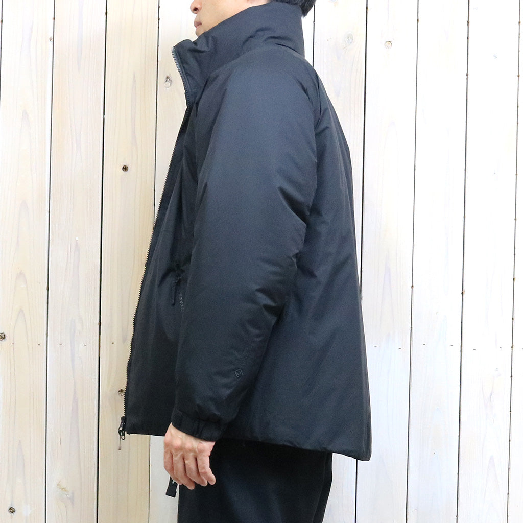 Goldwin『WINDSTOPPER BY GORE-TEX LABS Puffy Jacket』(ブラック)