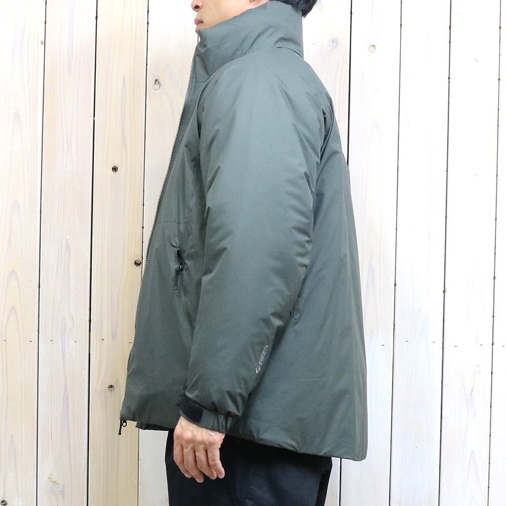 Goldwin『WINDSTOPPER BY GORE-TEX LABS Puffy Jacket』(ダークオリーブ)