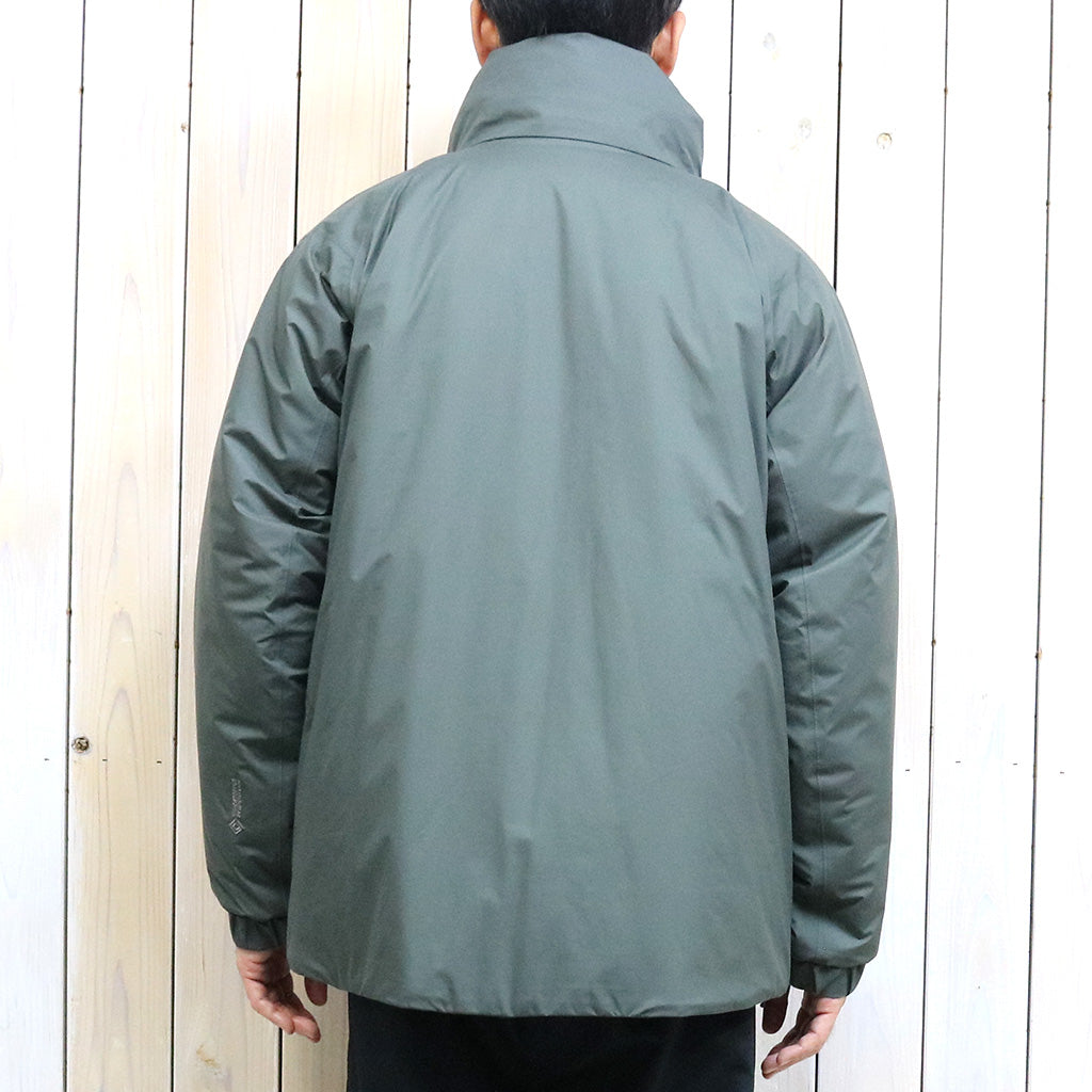 Goldwin『WINDSTOPPER BY GORE-TEX LABS Puffy Jacket』(ダークオリーブ)