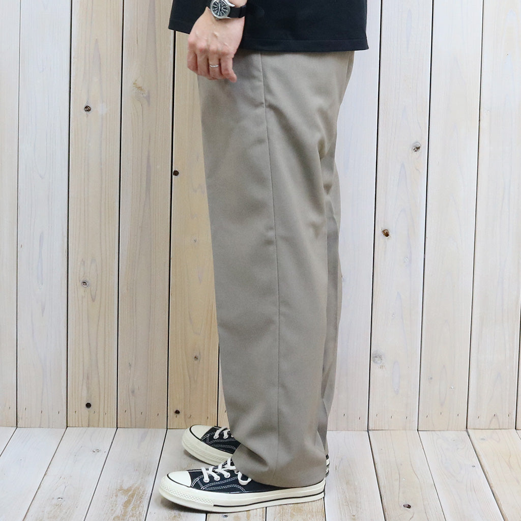Goldwin : One Tuck Straight Pants (トープフォーン)