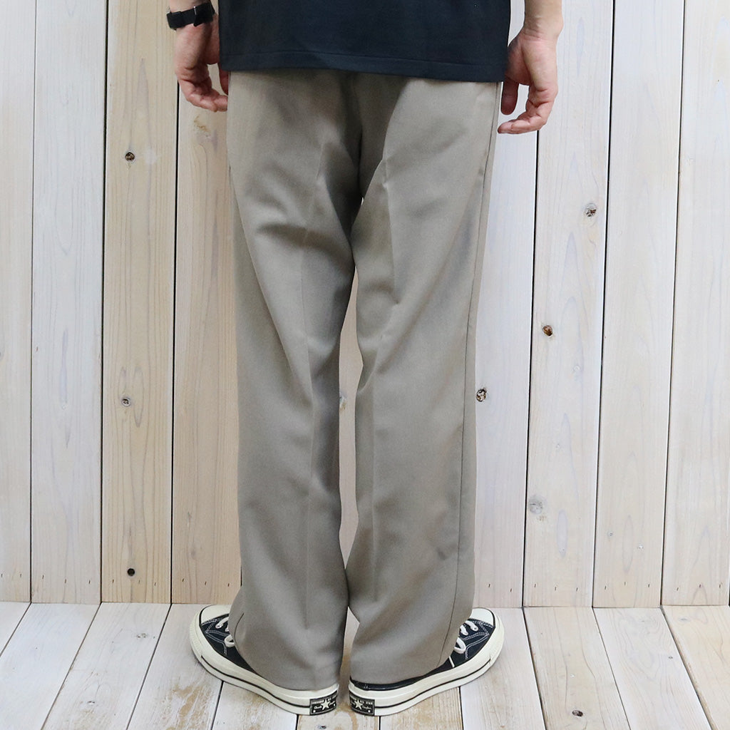 Goldwin : One Tuck Straight Pants (トープフォーン)