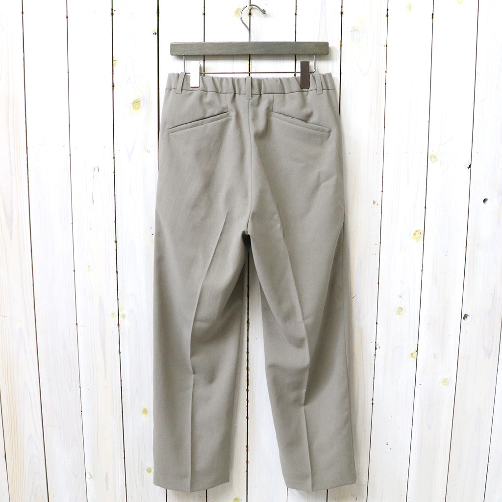 Goldwin : One Tuck Straight Pants (トープフォーン)