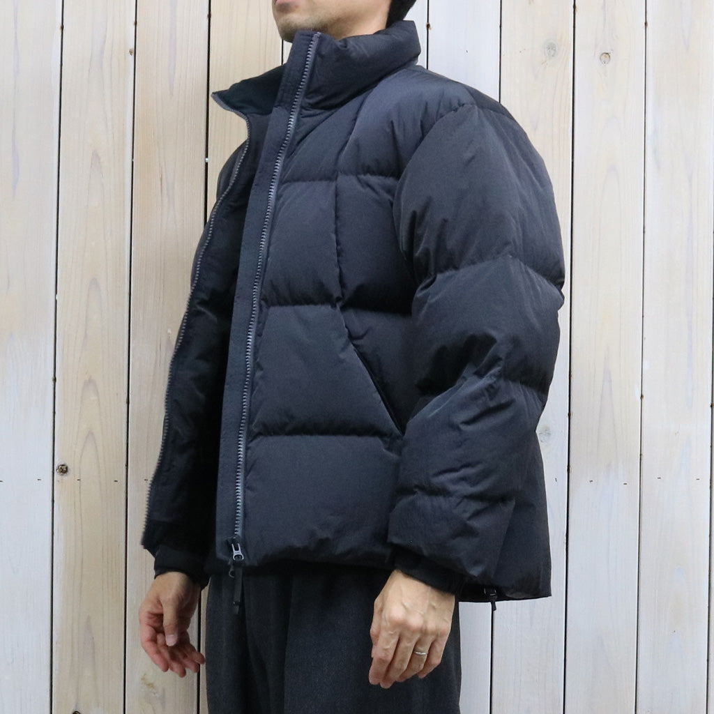 Goldwin : Dope Dyed Ripple Nylon Down Jacket (ディープチャコール)