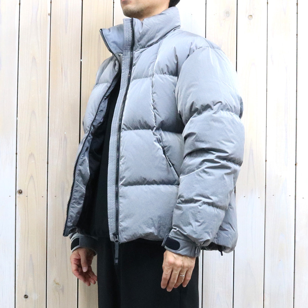 Goldwin : Dope Dyed Ripple Nylon Down Jacket (メタリックグレー)