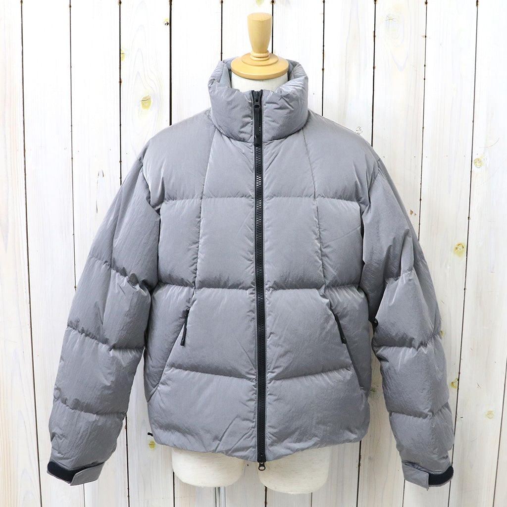 Goldwin : Dope Dyed Ripple Nylon Down Jacket (メタリックグレー)