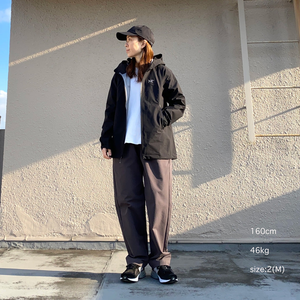 Goldwin『One Tuck Tapered Stretch Pants』(アスファルト)