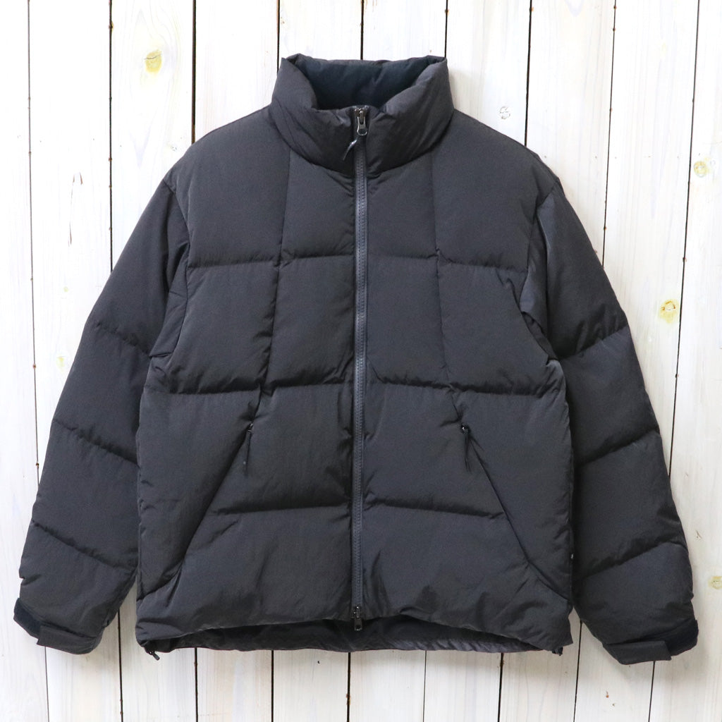 Goldwin : Dope Dyed Ripple Nylon Down Jacket (CHARCOAL)