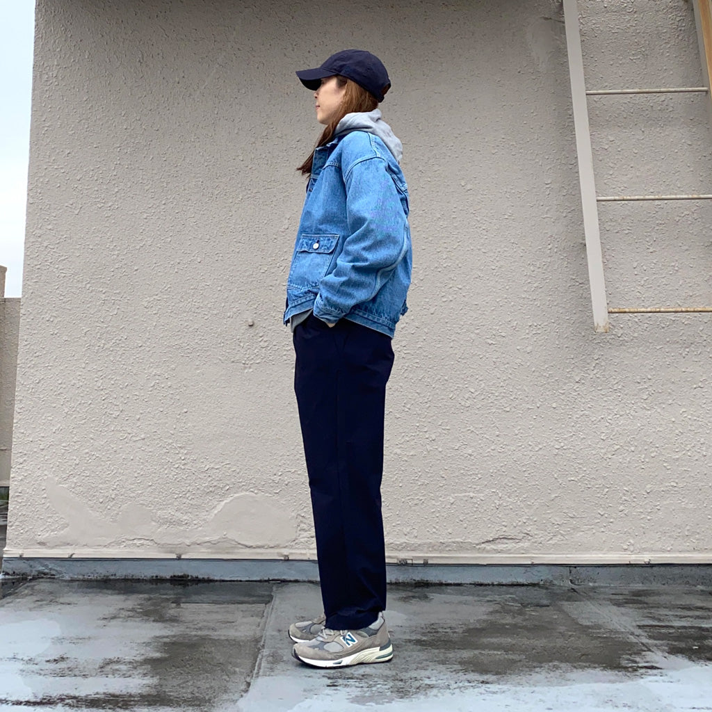 Goldwin『One Tuck Tapered Ankle Pants』(ダークネイビー)