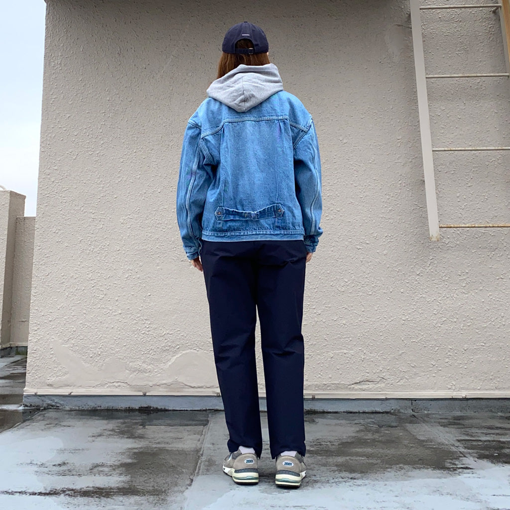 Goldwin『One Tuck Tapered Ankle Pants』(ダークネイビー)