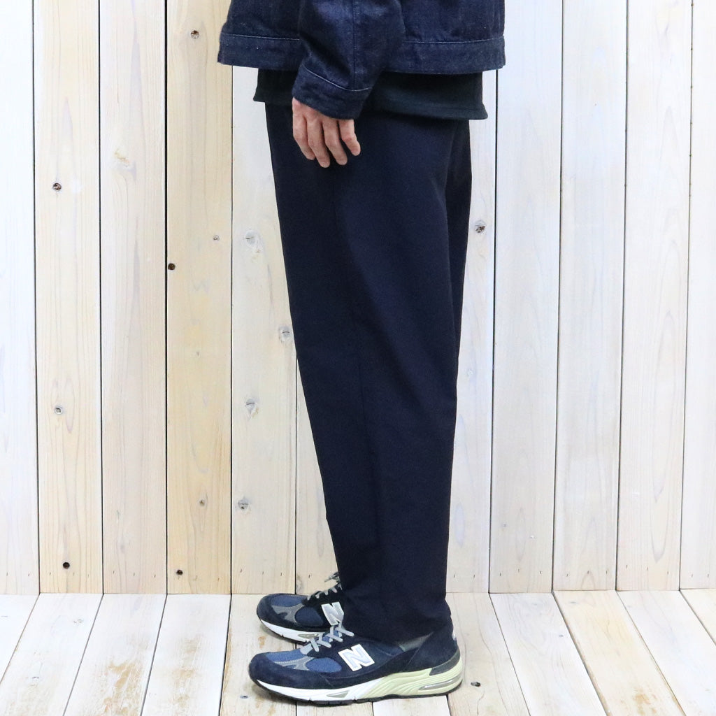 Goldwin『One Tuck Tapered Ankle Pants』(ダークネイビー)
