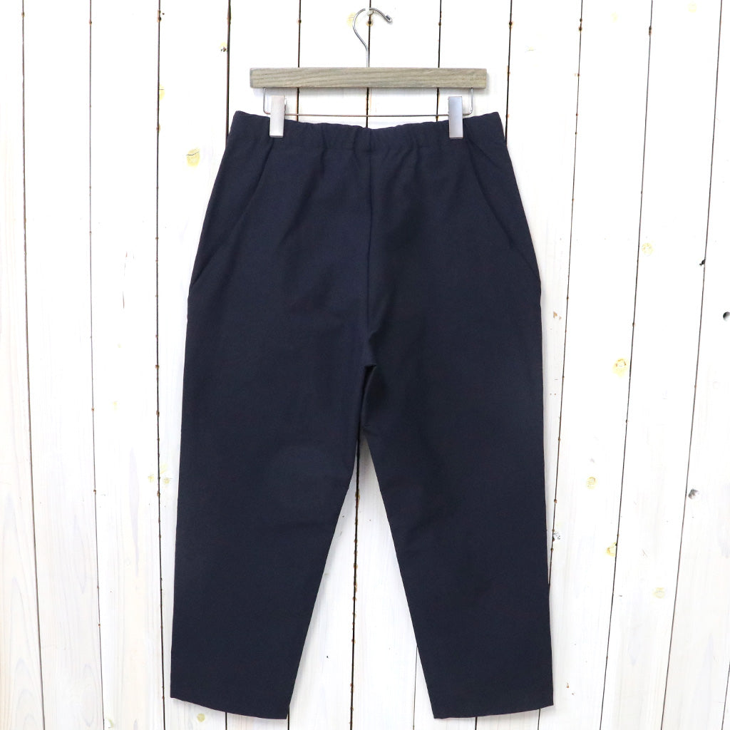 Goldwin『One Tuck Tapered Ankle Pants』(ダークネイビー)
