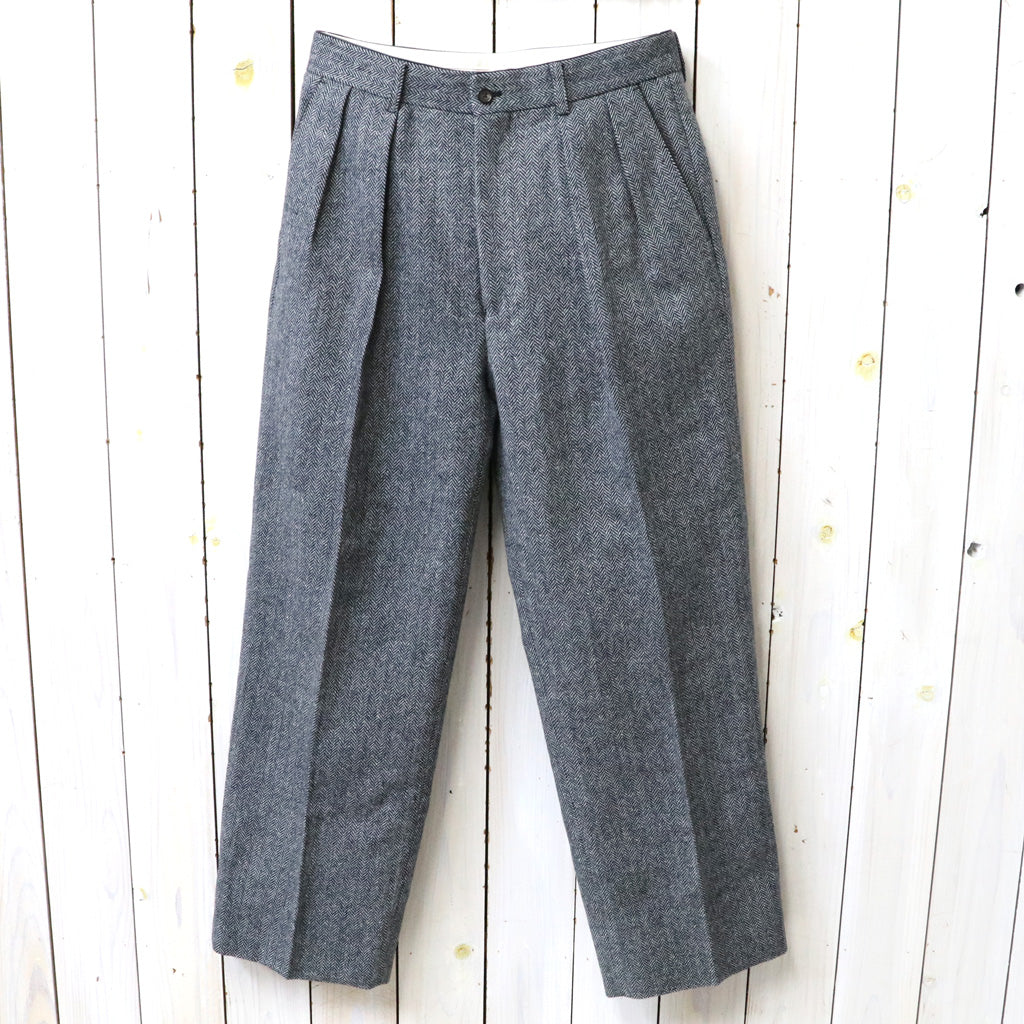 INTÉRIM : 2-TUCK STRAIGHT SLACKS  (BLACK)