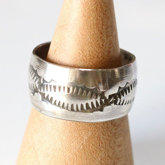 Indian Jewelry : Navajo Robet Cadman Ring(A)