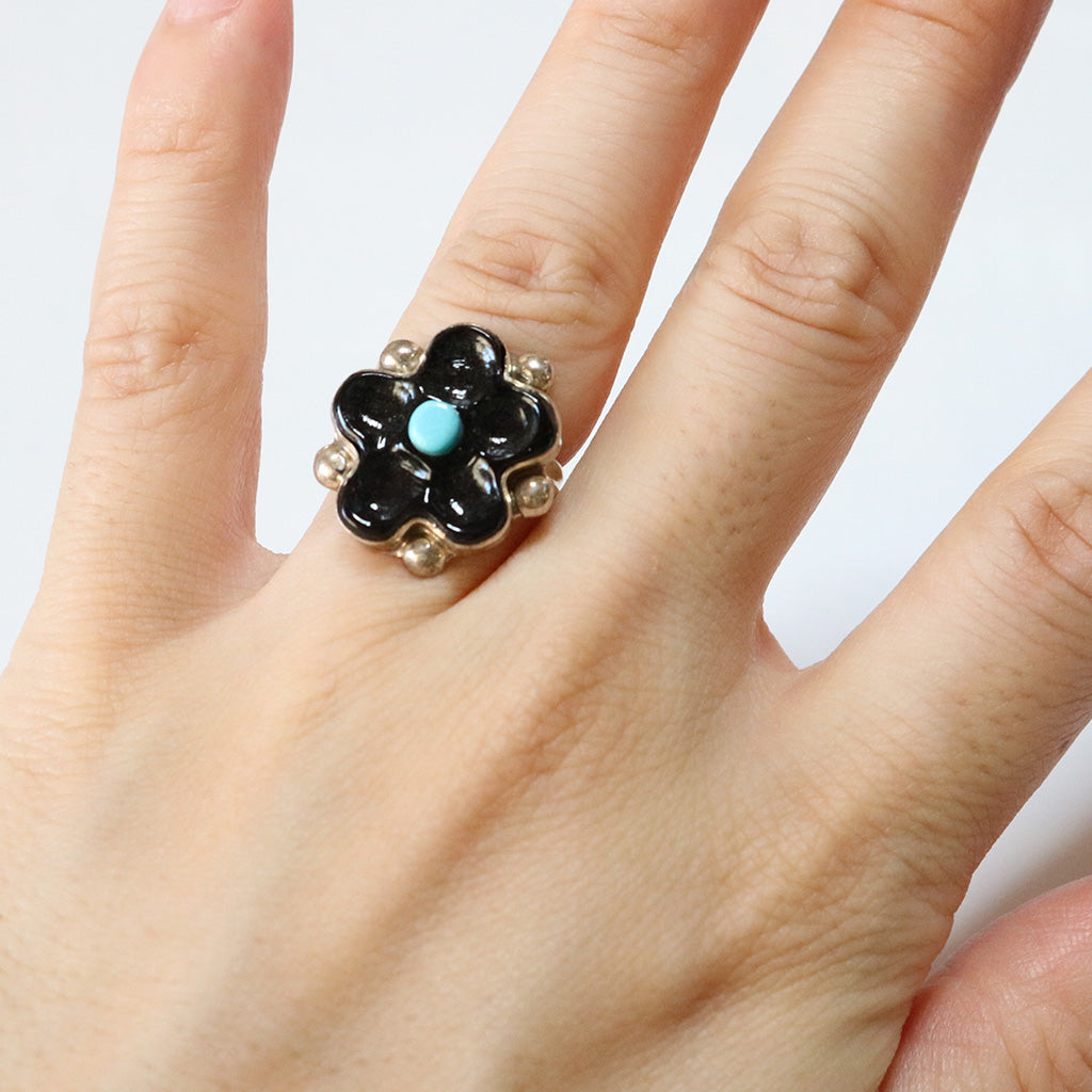 Indian Jewelry : Zuni Tamara Pinto Ring