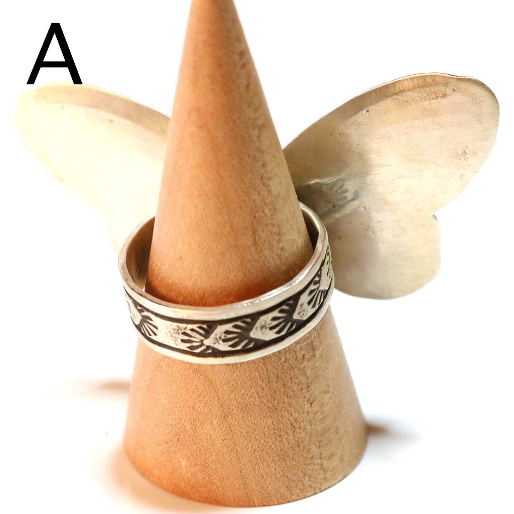 Indian Jewelry : Navajo Rick Eneiquez Butterfly Ring
