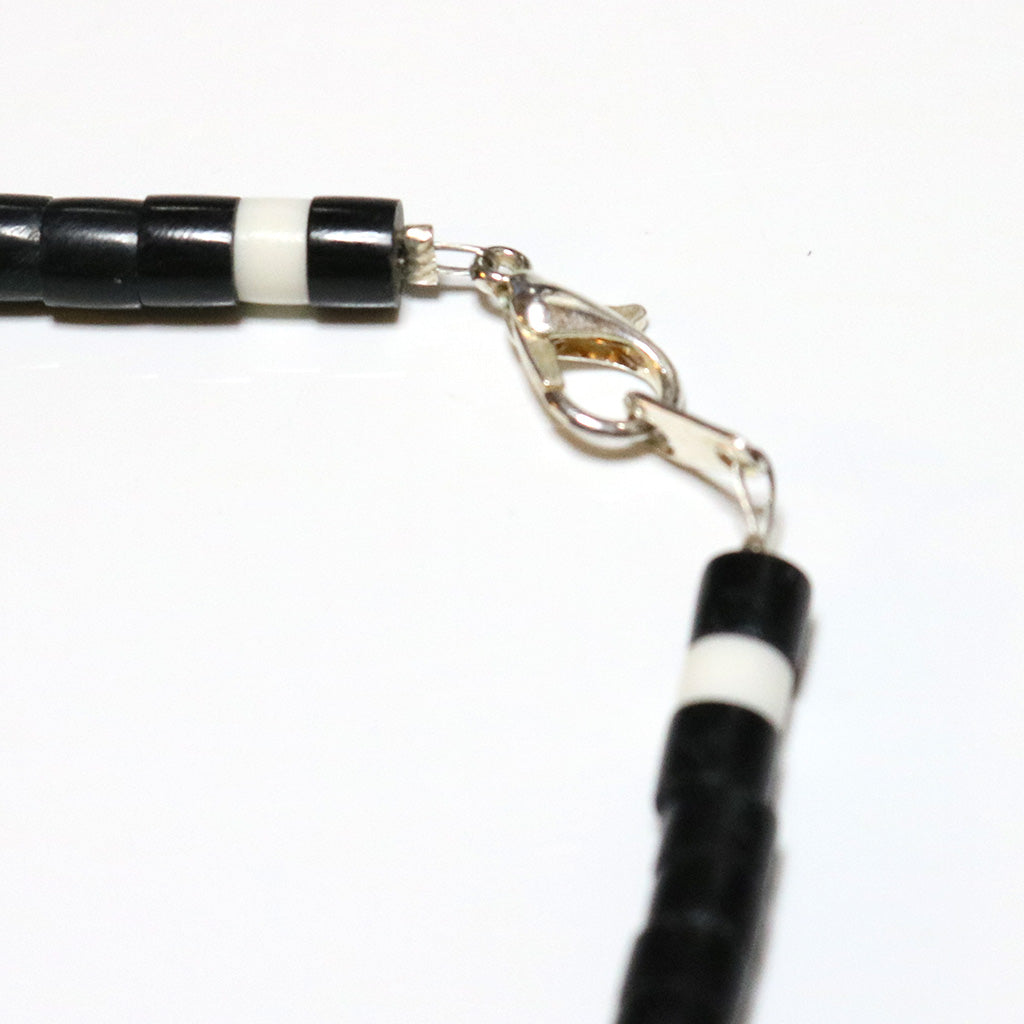 Indian Jewelry : Navajo Valarie Johnson Necklace(A)