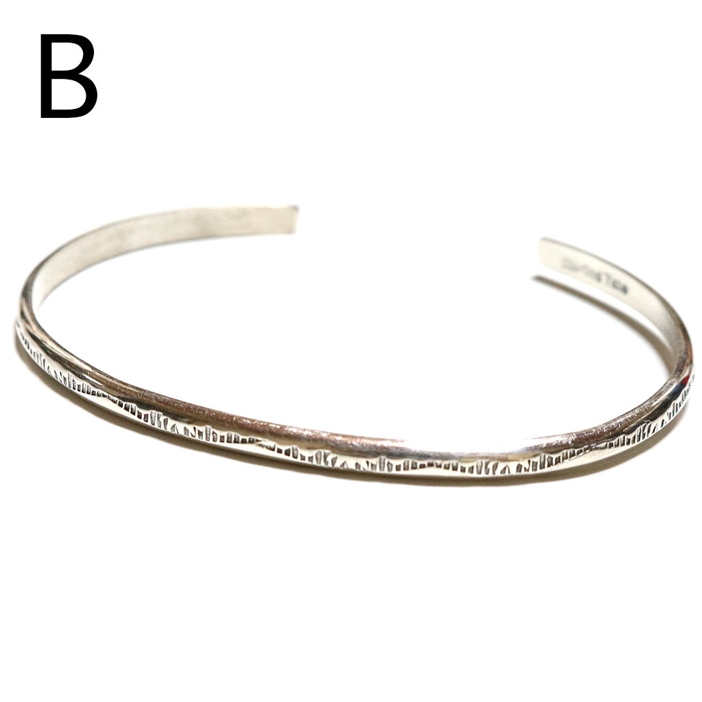 Indian Jewelry : Navajo Elaine Tahe Bangle(D)