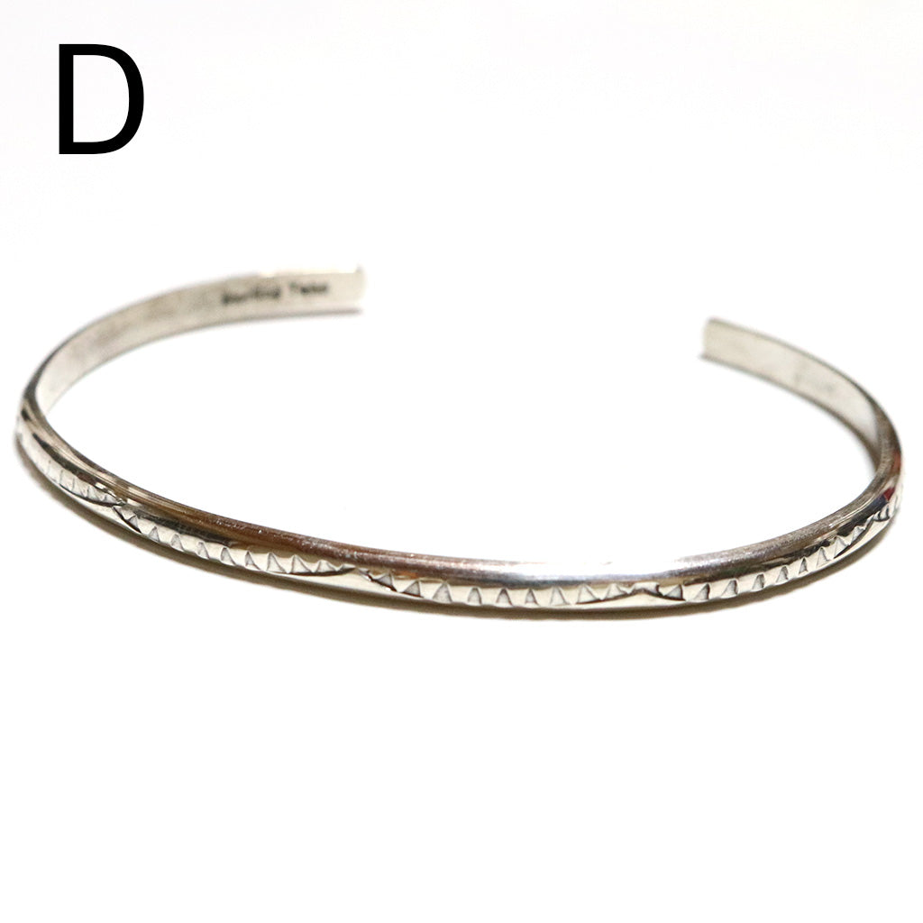 Indian Jewelry : Navajo Elaine Tahe Bangle(D)
