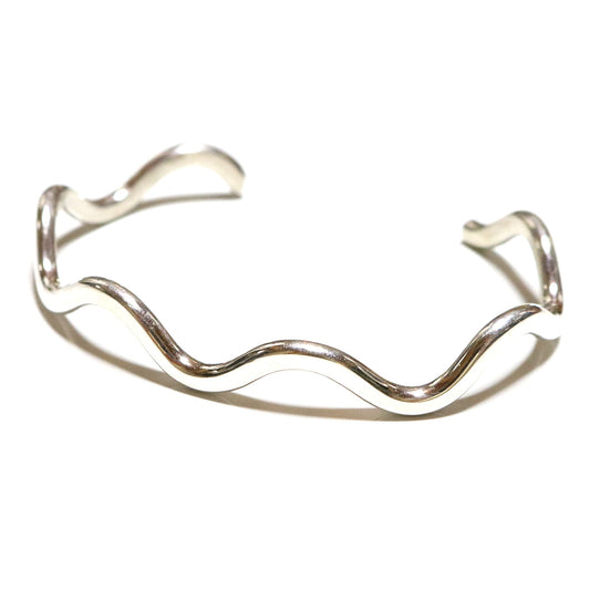 Indian Jewelry : Navajo Elaine Tahe Bangle(B)