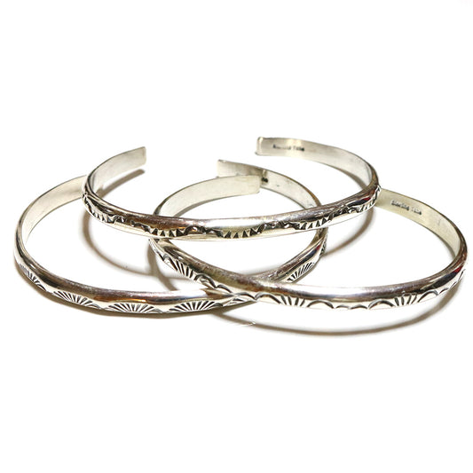 Indian Jewelry : Navajo Elaine Tahe Bangle(A)