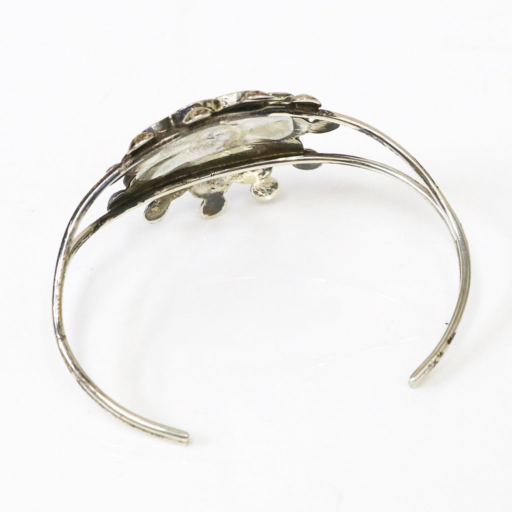 Indian Jewelry : Zuni Paulne Lontose Sunface Bangle