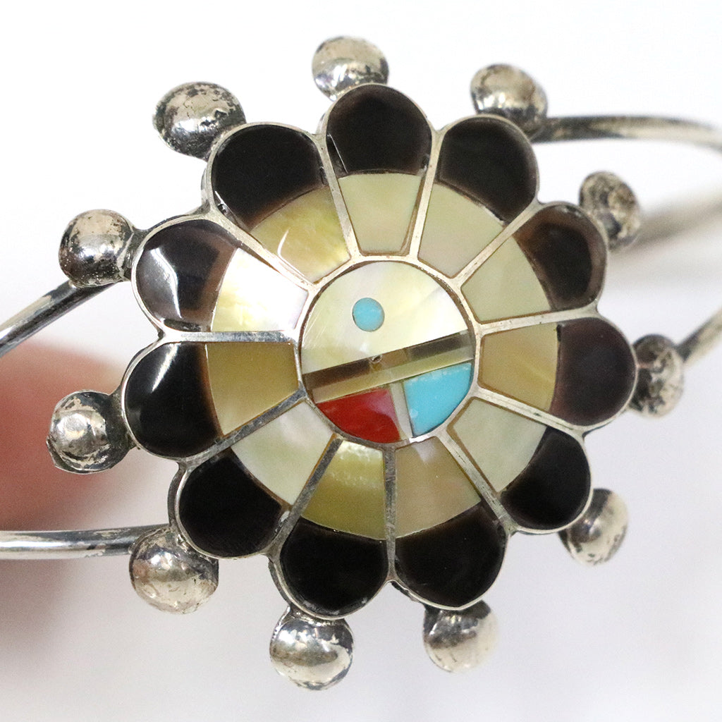 Indian Jewelry : Zuni Paulne Lontose Sunface Bangle