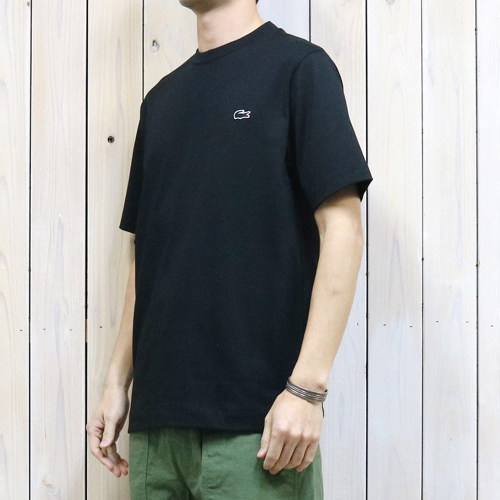 LACOSTE『クルーネックTシャツ』(BLACK)