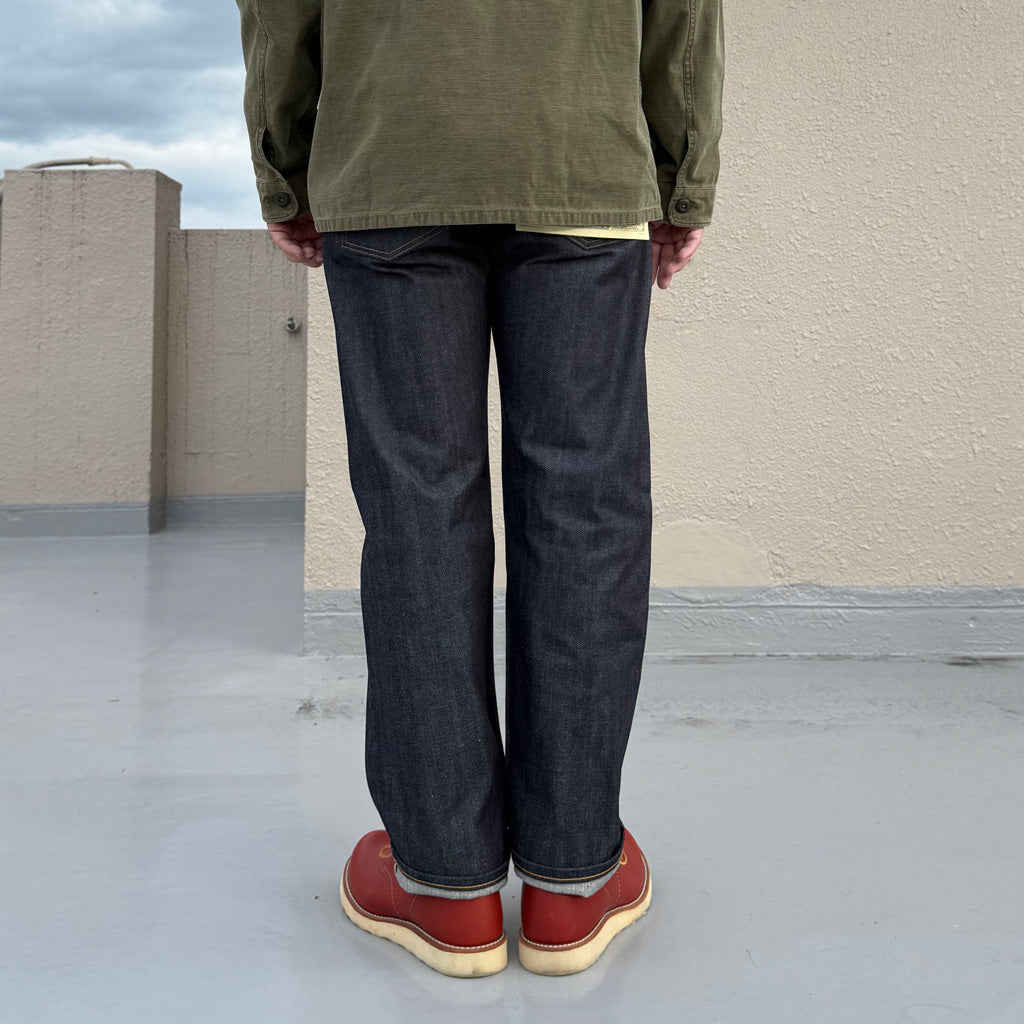 LEVI'S VINTAGE CLOTHING : 1947 501 JEANS (Rigid)