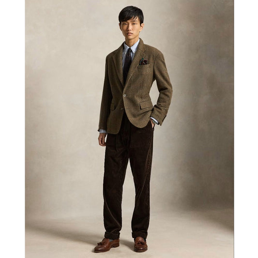 POLO RALPH LAUREN : RELAXED FIT CORDUROY WHITMAN CHINO PLEATED PANTS (DARK BEECH)